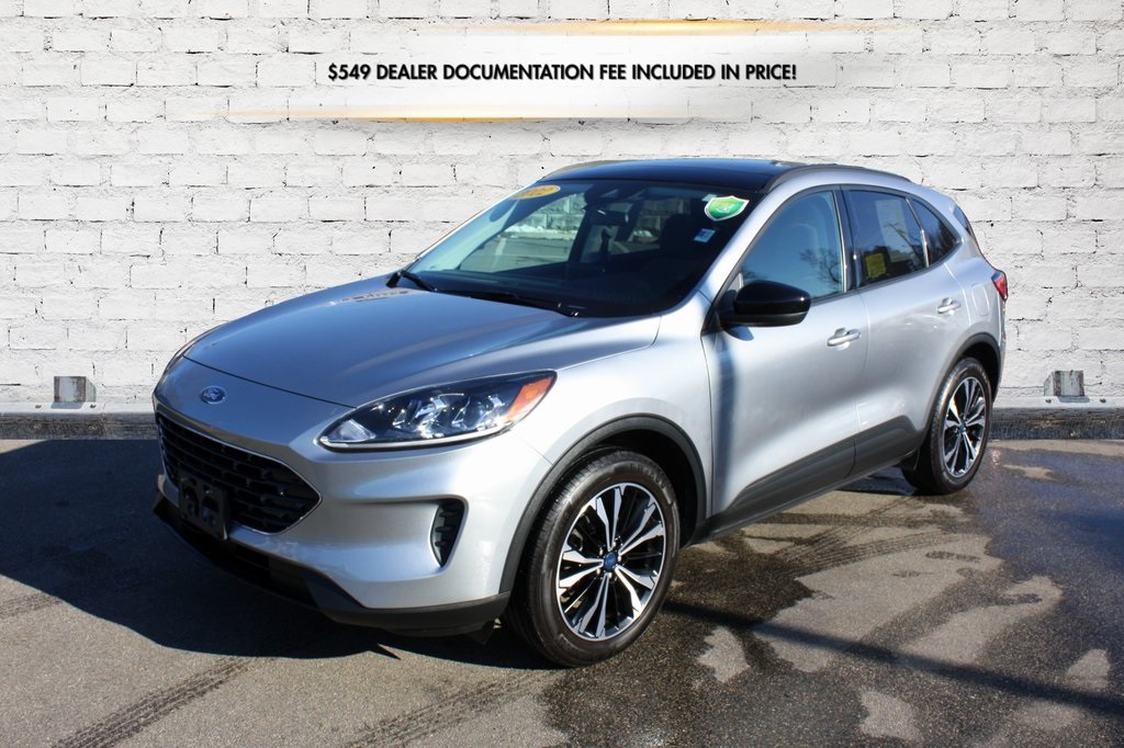 2022 Ford Escape SE's photo