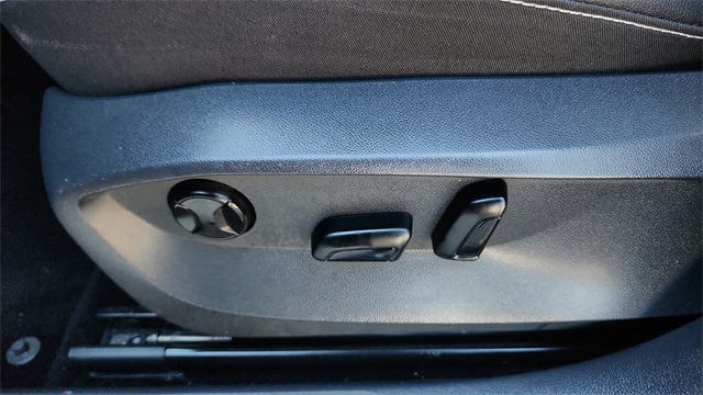 2024 Volkswagen Taos