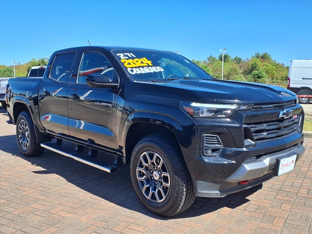 2024 Chevrolet Colorado Z71 Black at Legacy Ford