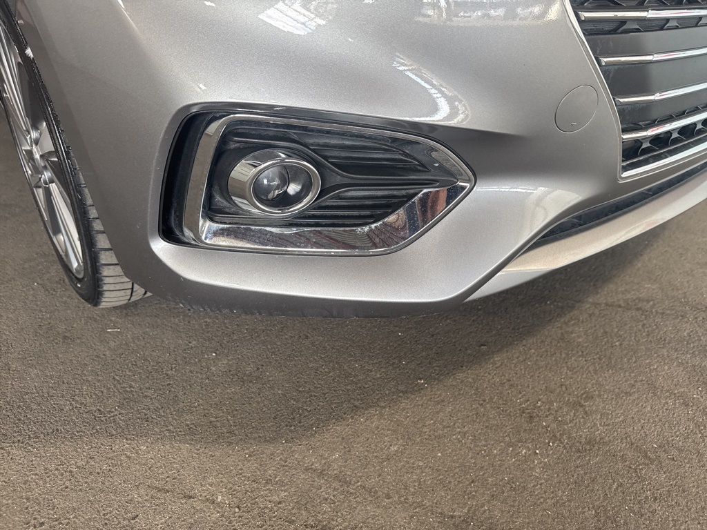 Thumbnail: 2022 Hyundai Accent - 11