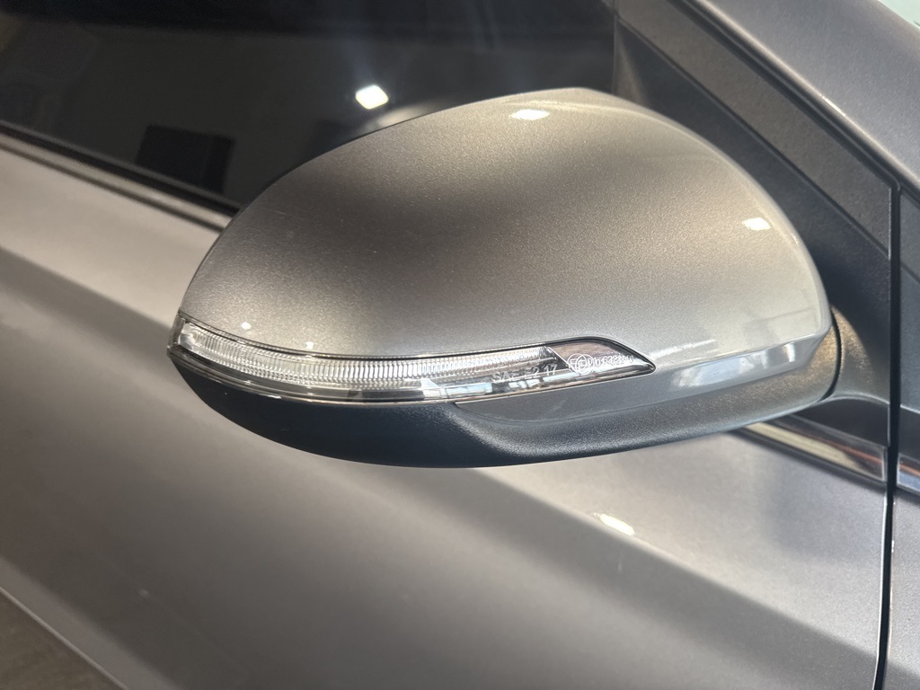 Thumbnail: 2022 Hyundai Accent - 9