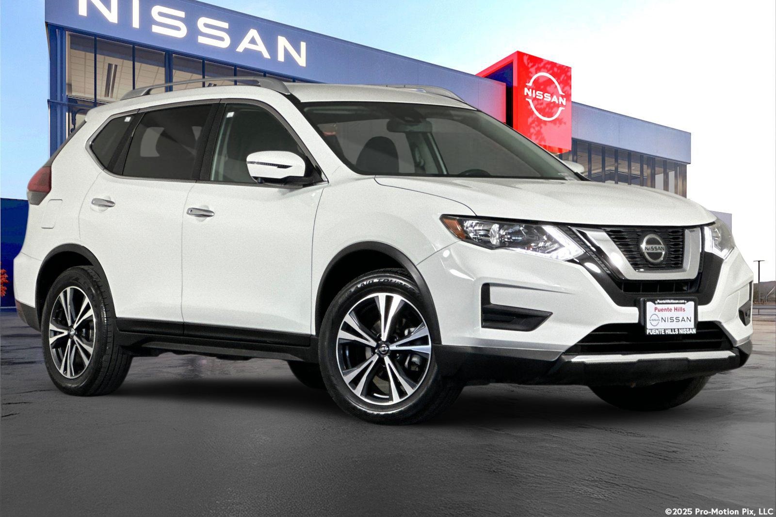 2020 Nissan Rogue SV