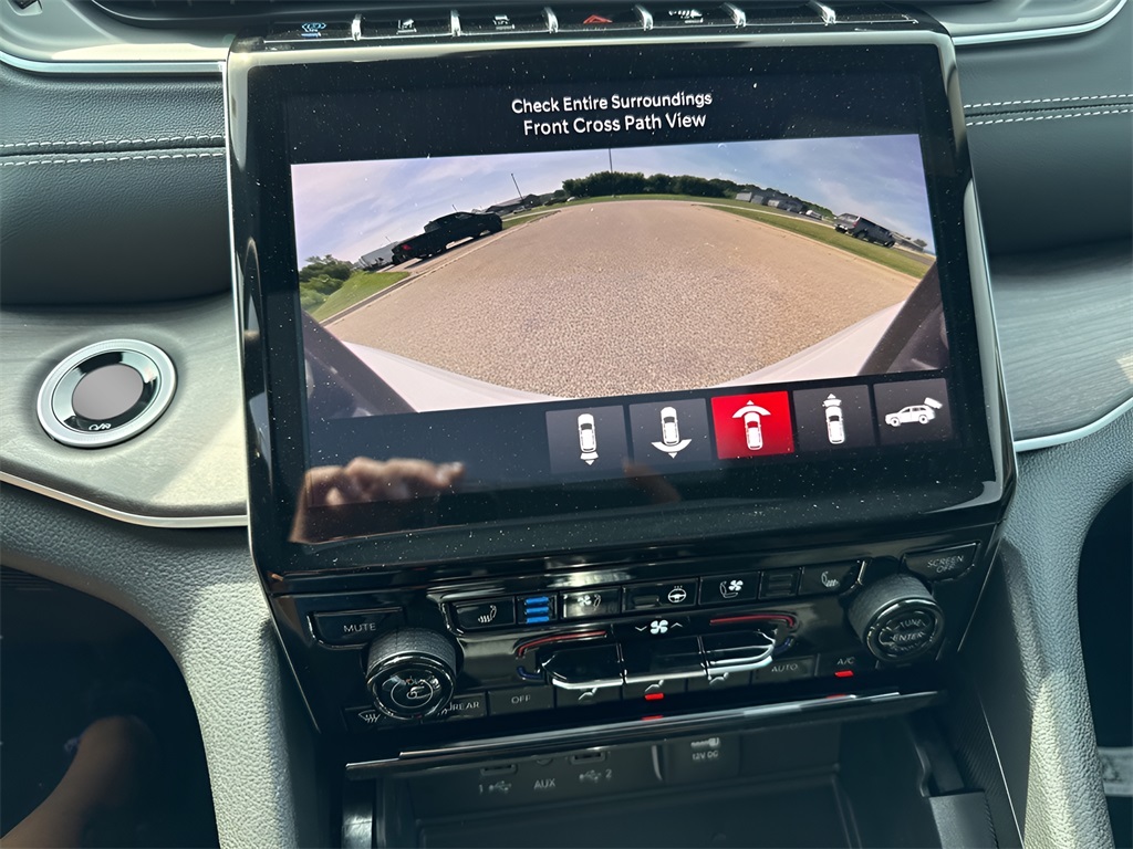 2025 Jeep Grand Cherokee