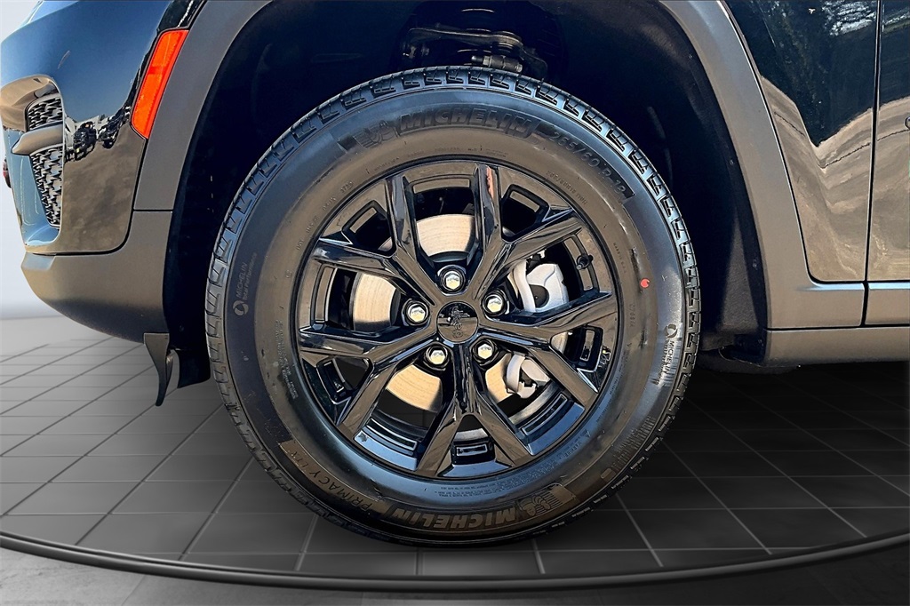 2025 Jeep Grand Cherokee Altitude X - 10