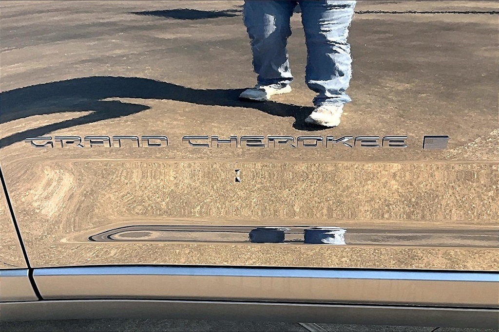 2025 Jeep Grand Cherokee Altitude X - 11