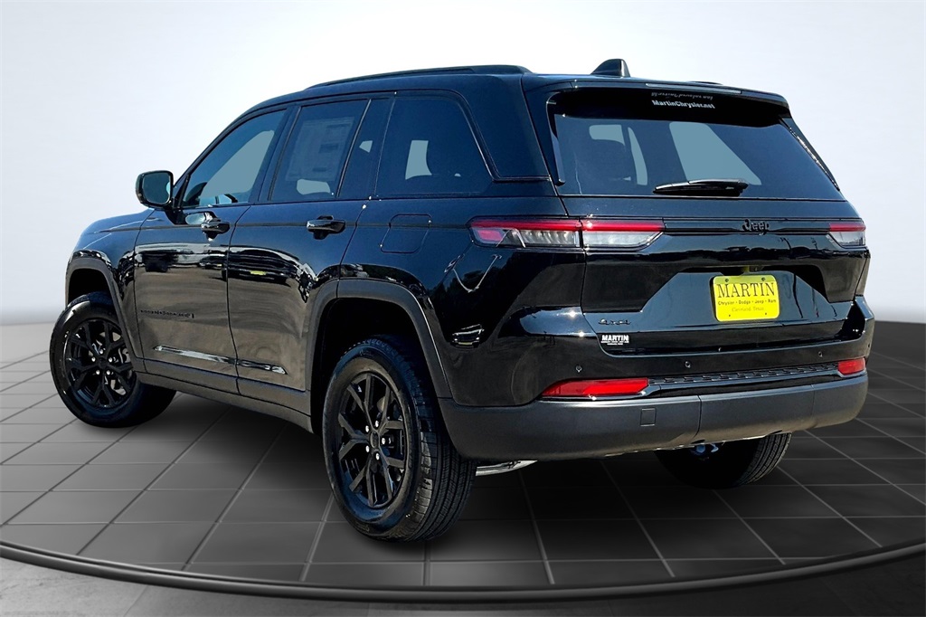 2025 Jeep Grand Cherokee Altitude X - 2