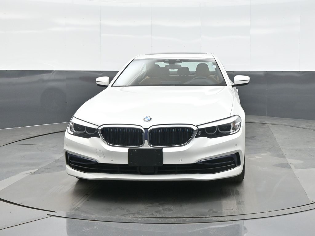 Used 2019 BMW 5 Series 530e xDrive iPerformance with VIN WBAJB1C50KB377007 for sale in Kansas City