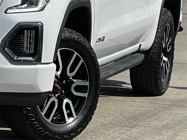 2022 GMC Sierra 1500 Limited AT4 White at Tom Peacock Cadillac