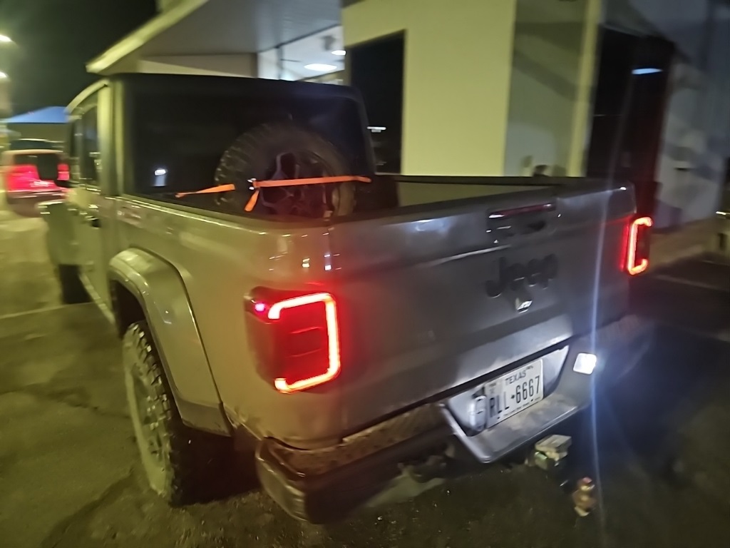 Used Car 2021 Jeep Gladiator  Sport For Sale Under $30,000 In San Marcos, Texas