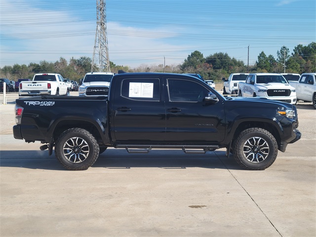 2023 Toyota Tacoma TRD Sport - 2