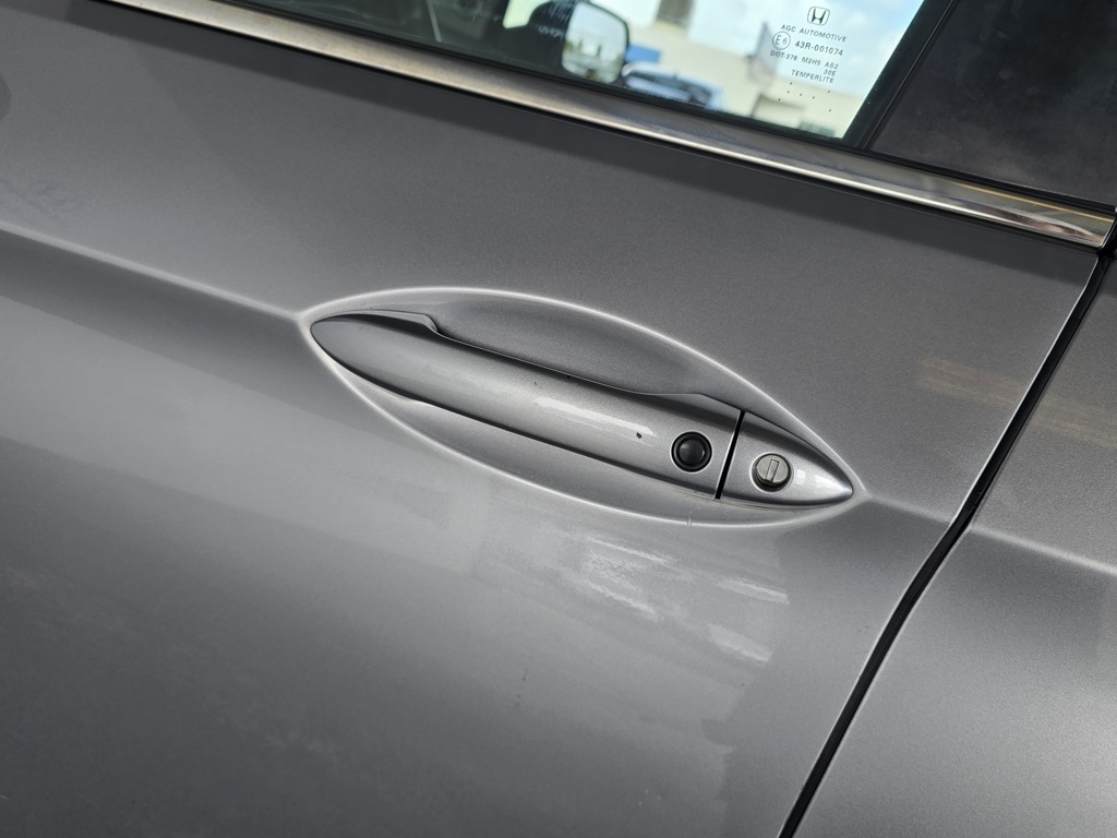 Thumbnail: 2020 Honda Pilot - 18