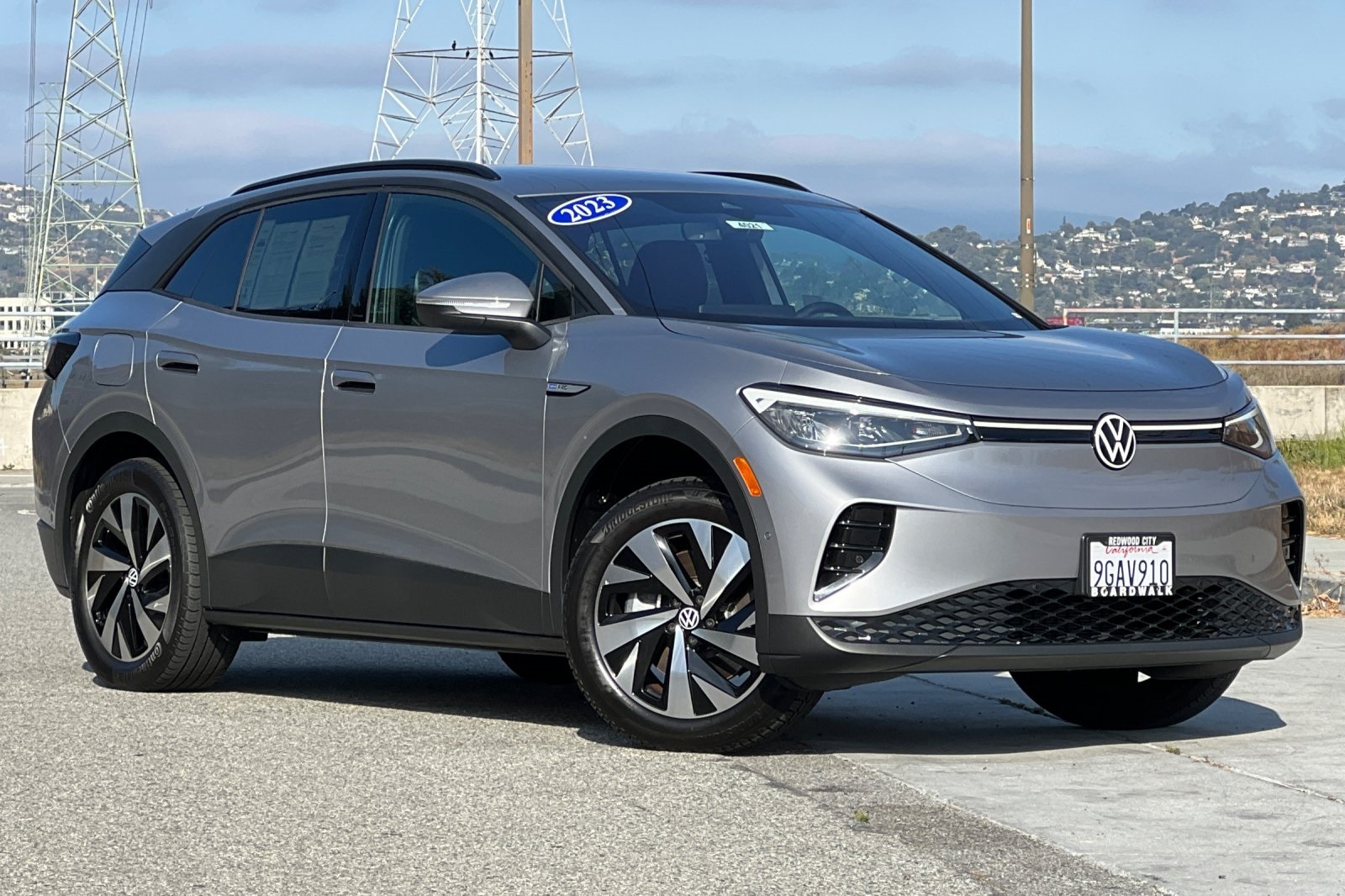 Used 2023 Volkswagen ID.4 PRO with VIN 1V2DNPE88PC026184 for sale in Redwood City, CA