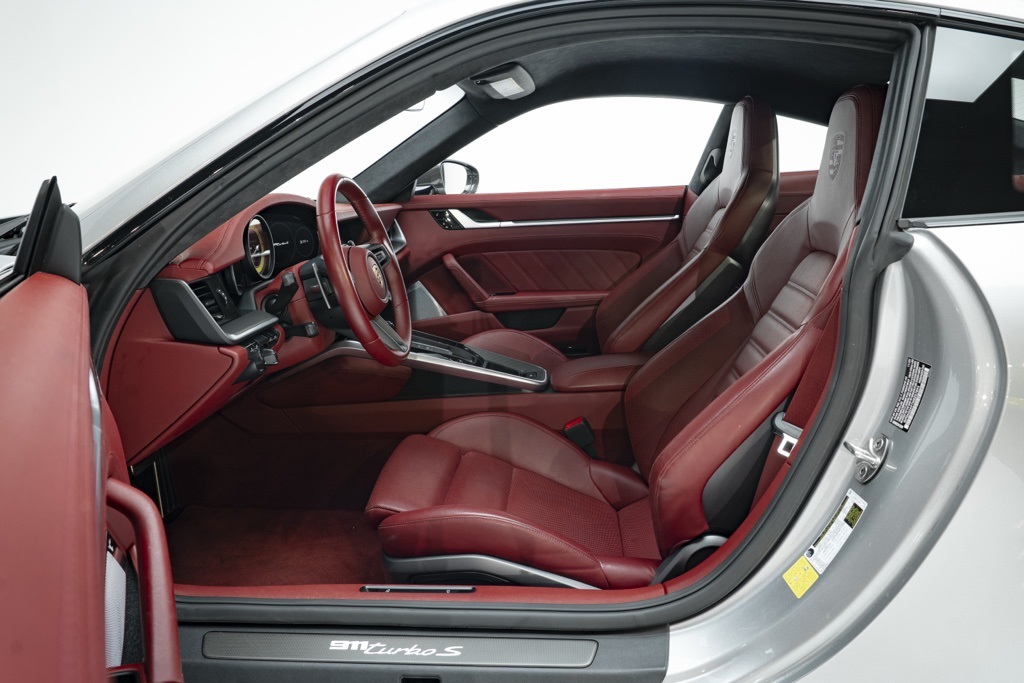 2021 Porsche 911 - Thumbnail 8