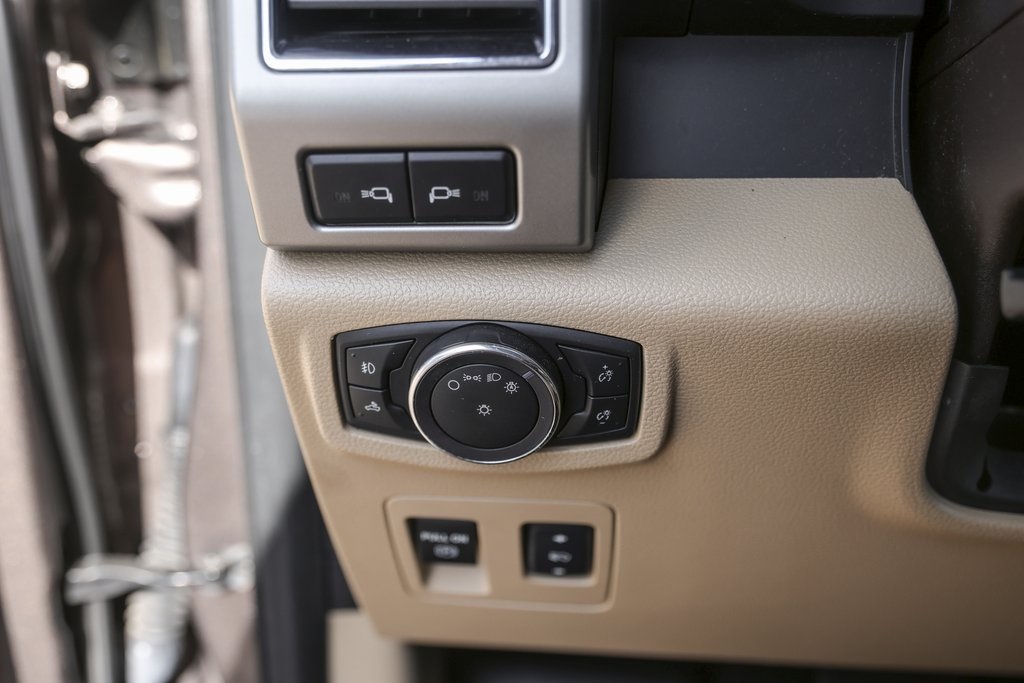 Used Car 2018 Ford F-150  Lariat For Sale Under $30,000 In Austin, Texas