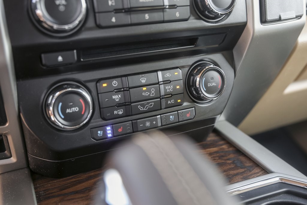 Used Car 2018 Ford F-150  Lariat For Sale Under $30,000 In Austin, Texas