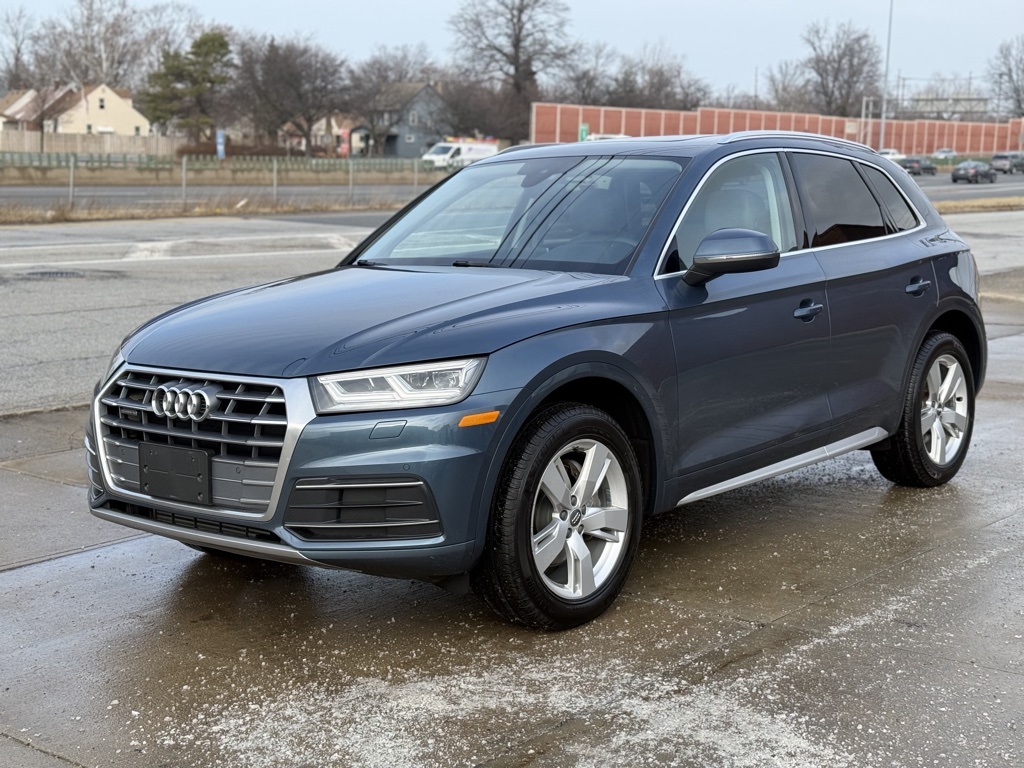 2018 Audi Q5 Premium Plus's photo