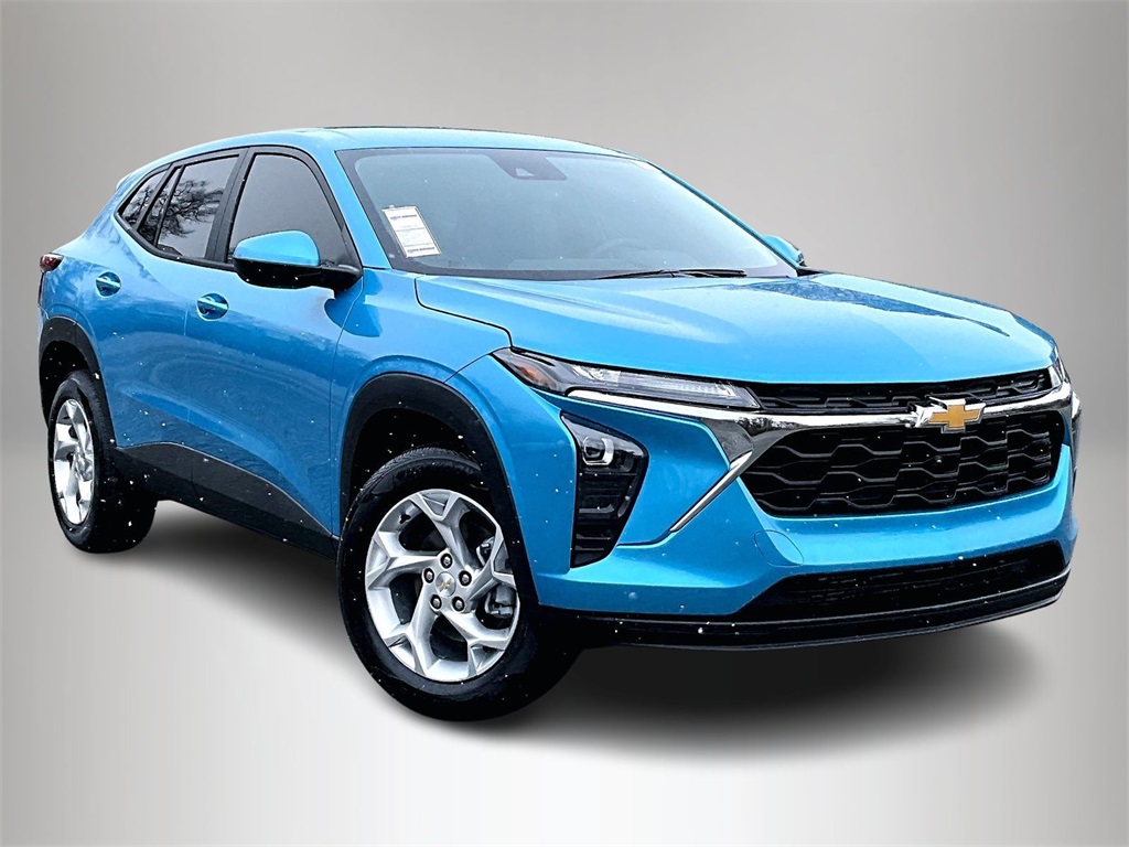 2026 Chevrolet Trax LS FWD