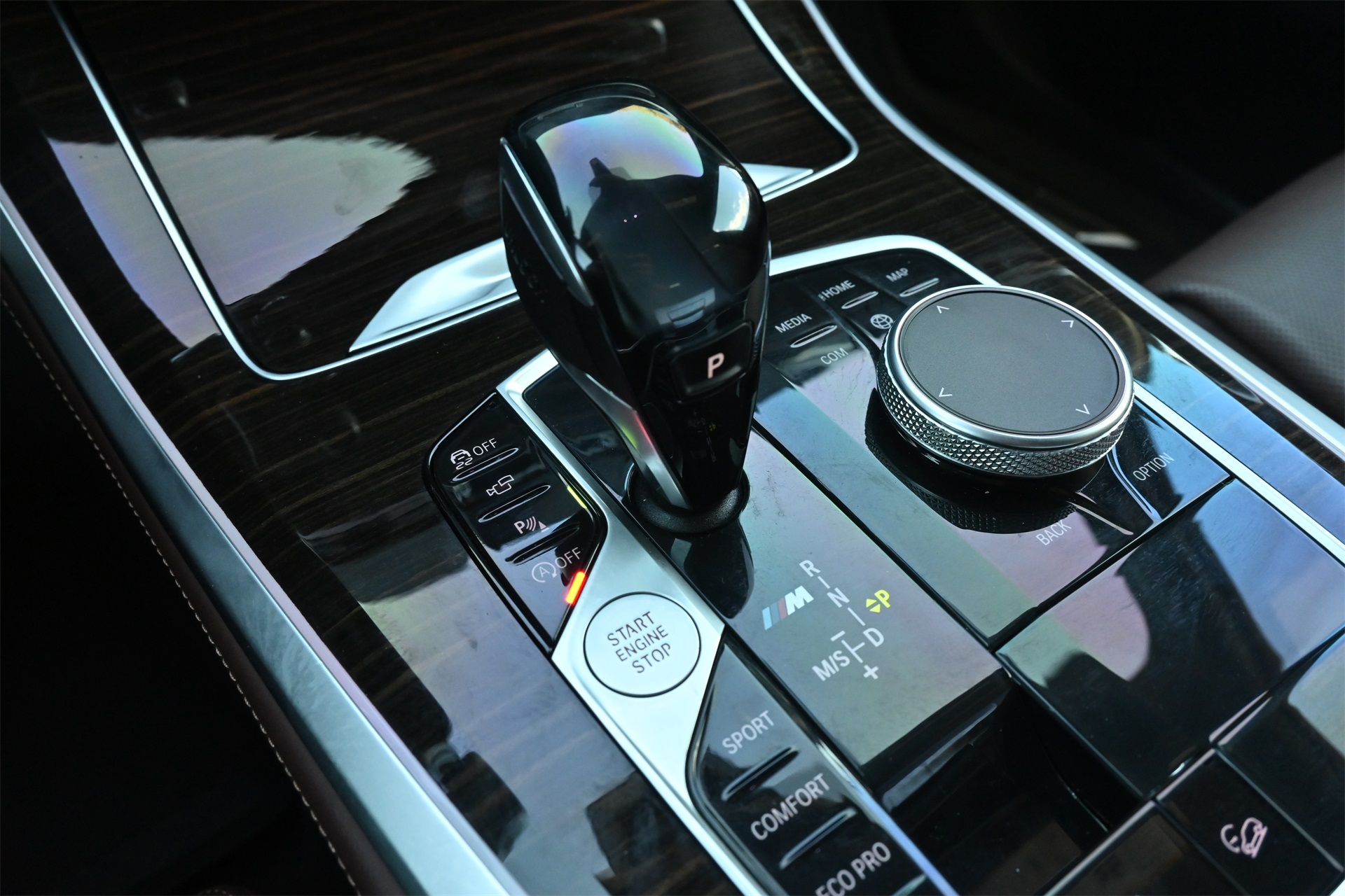 2020 BMW X5 M50i White at Westside Lexus