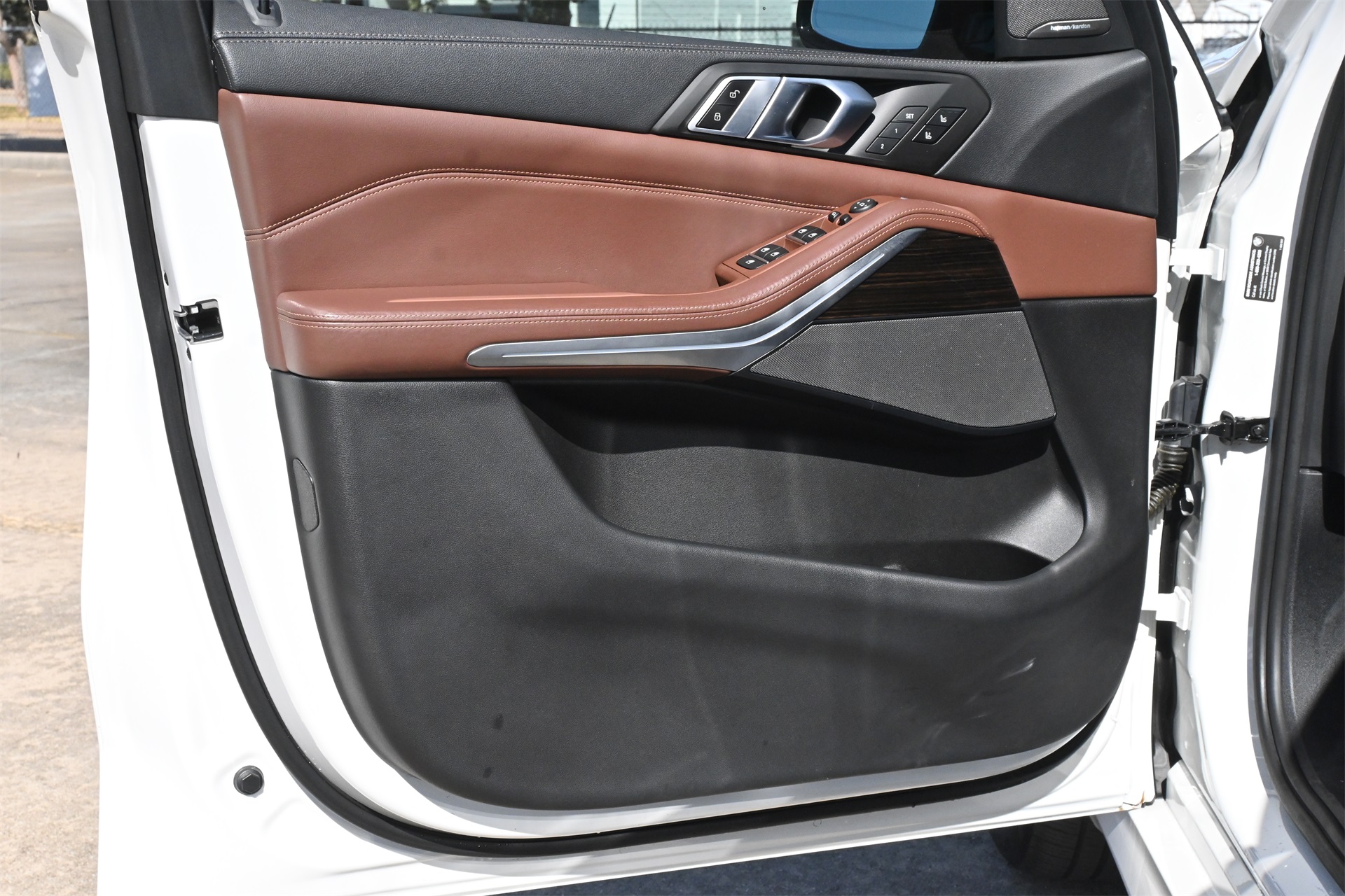 2020 BMW X5 M50i White at Westside Lexus