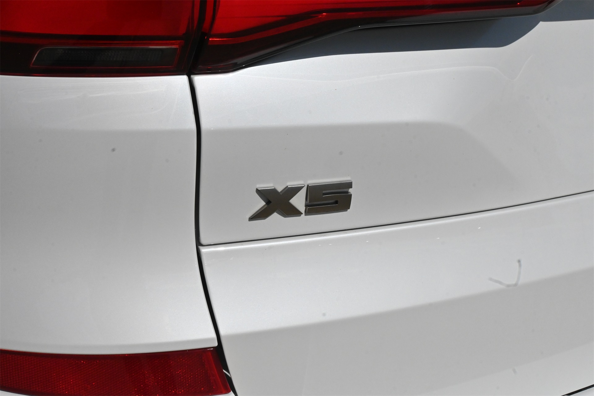 2020 BMW X5 M50i White at Westside Lexus
