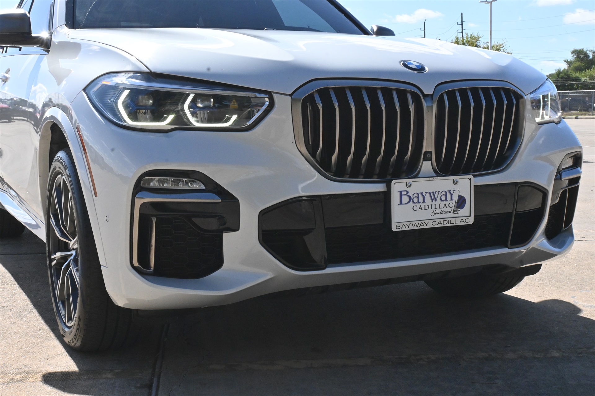 2020 BMW X5 M50i White at Westside Lexus
