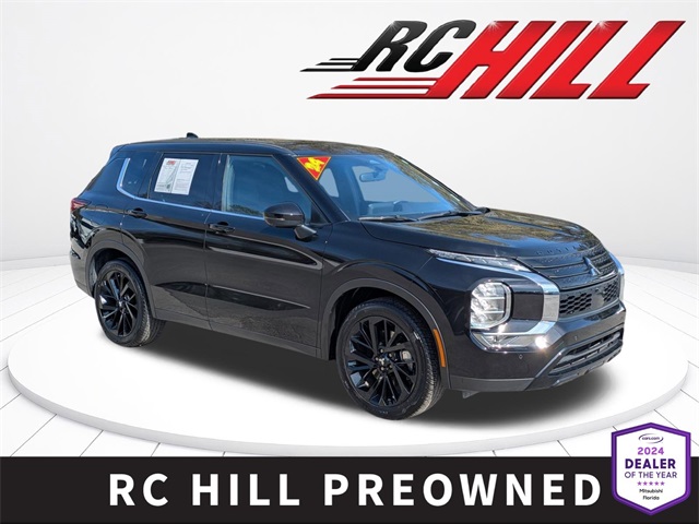 2024 Mitsubishi Outlander SE Black Edition w/Pano Roof