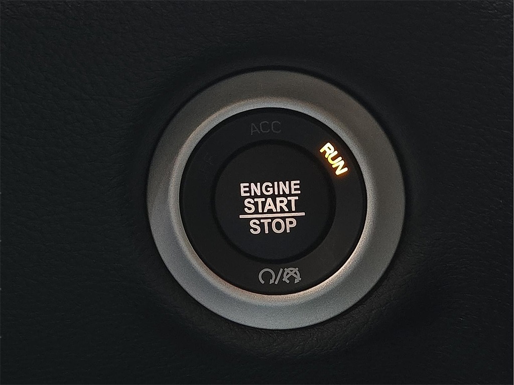 New 2026 Chrysler Pacifica For Sale in Farmington, AR