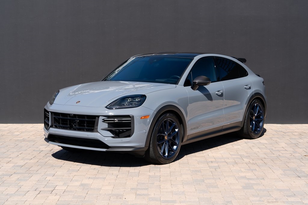 Porsche 2024 Cayenne Coupe Turbo GT