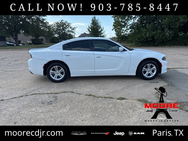 2017 Dodge Charger SXT photo 19