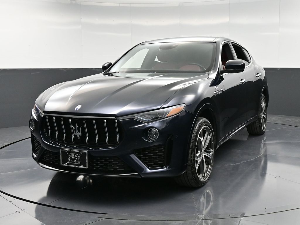 /2022 Maserati Levante