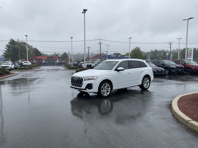 White 2025 Audi Q7 SUV / Crossover All-Wheel Drive 8-Speed Automatic