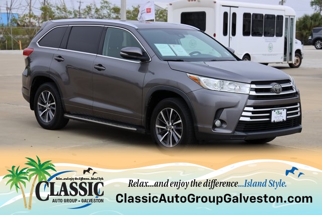 2018 Toyota Highlander XLE Gray at Don McGill Toyota