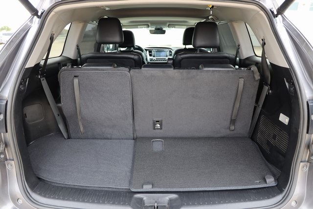 2018 Toyota Highlander XLE Gray at Don McGill Toyota