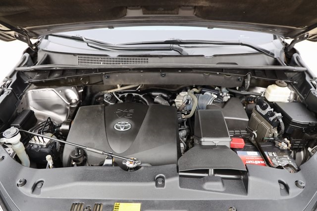 2018 Toyota Highlander XLE Gray at Don McGill Toyota