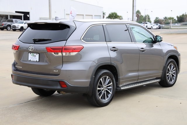 2018 Toyota Highlander XLE Gray at Don McGill Toyota