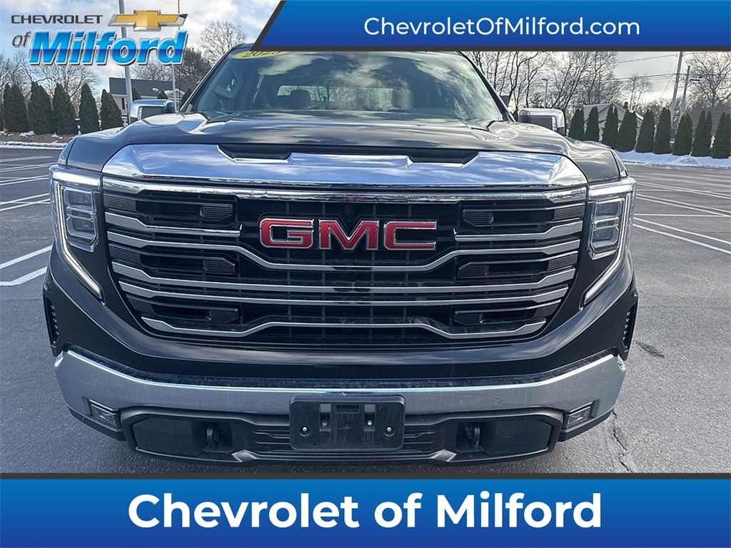 2025 GMC Sierra 1500 SLT Crew Cab 4WD