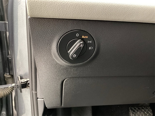 Used Car 2022 Volkswagen Taos  1.5t Se For Sale Under $20,000 In San Antonio, Texas