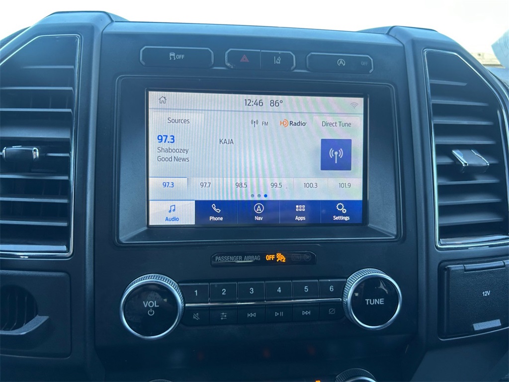 Used Car 2020 Ford Expedition  Limited For Sale Under $25,000 In Floresville, Texas