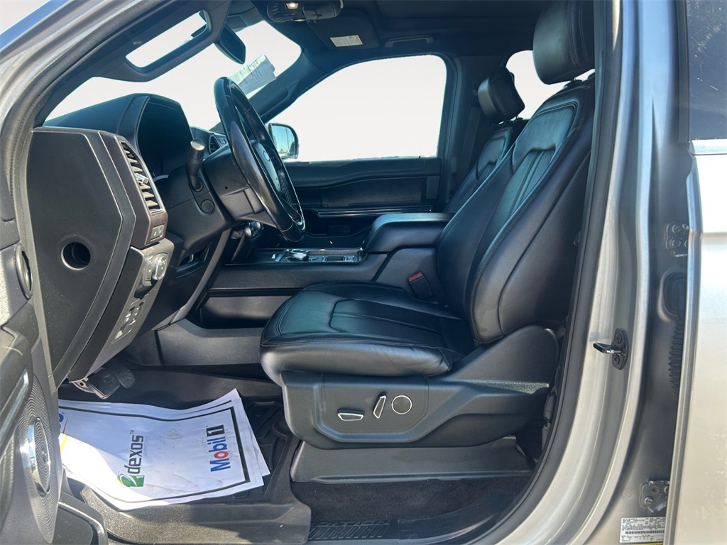 Used Car 2020 Ford Expedition  Limited For Sale Under $25,000 In Floresville, Texas