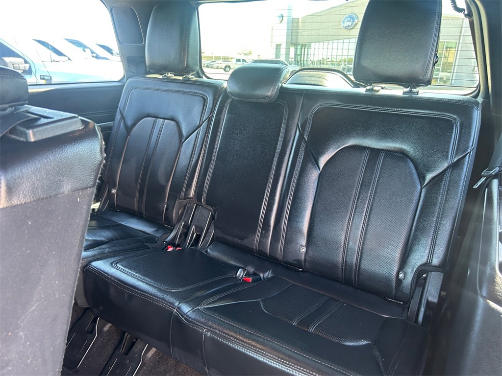 Used Car 2020 Ford Expedition  Limited For Sale Under $25,000 In Floresville, Texas