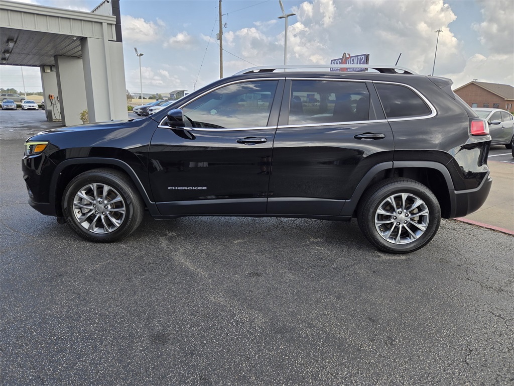 2021 Jeep Cherokee Latitude Lux - 3