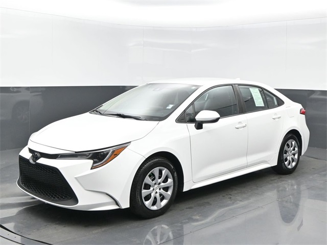 2022 Toyota Corolla LE FWD