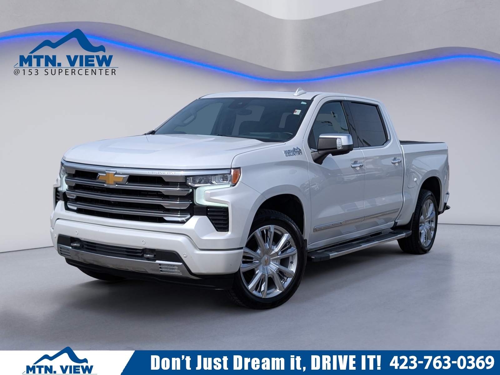 2023 Chevrolet Silverado 1500 High Country Crew Cab 4WD