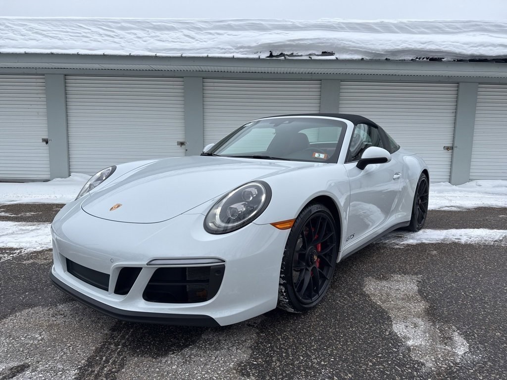 2019 Porsche 911 Targa 4 GTS Cabriolet AWD