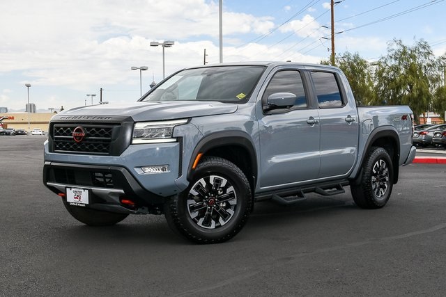 2025 Nissan Frontier PRO-4X Crew Cab 4WD