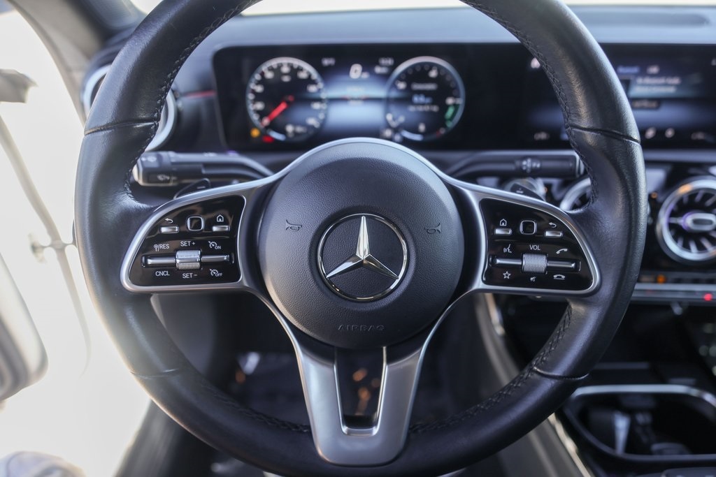 Used Car 2021 Mercedes-benz Cla  Cla 250 For Sale Under $25,000 In Austin, Texas