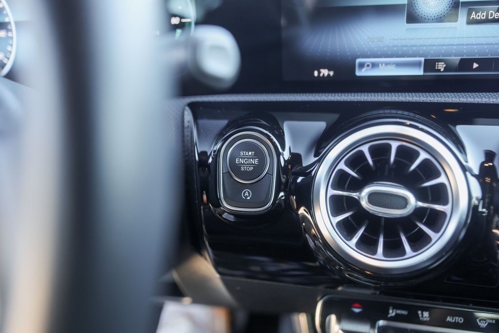 Used Car 2021 Mercedes-benz Cla  Cla 250 For Sale Under $25,000 In Austin, Texas