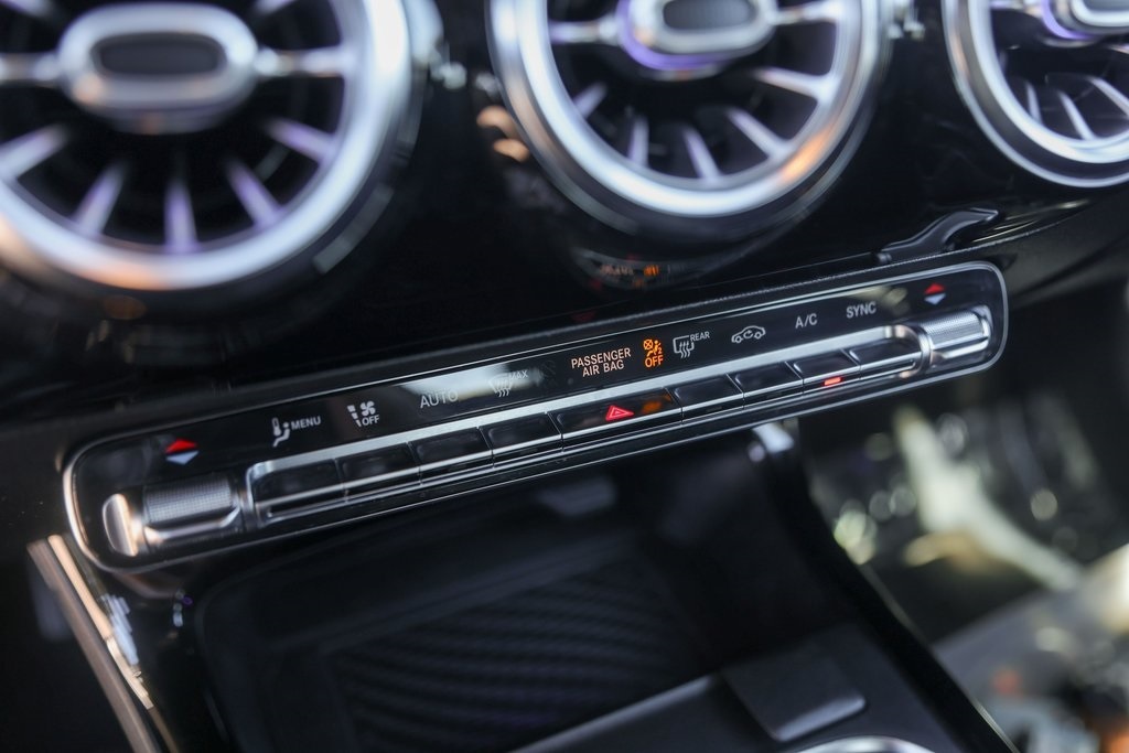 Used Car 2021 Mercedes-benz Cla  Cla 250 For Sale Under $25,000 In Austin, Texas