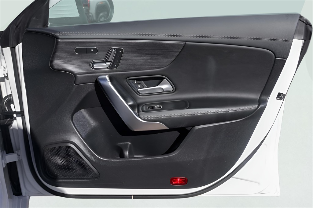 Used Car 2021 Mercedes-benz Cla  Cla 250 For Sale Under $25,000 In Austin, Texas