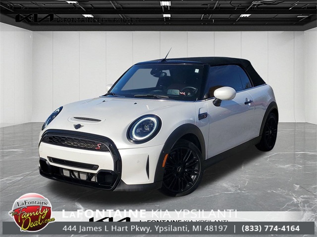 2024 MINI Cooper S Iconic